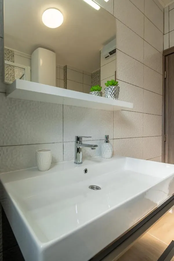 Guest house Apartmani 