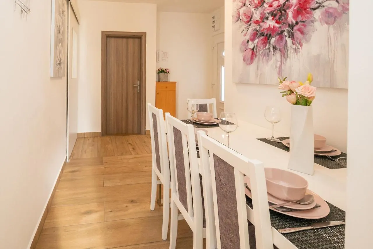 Guest house Apartmani 